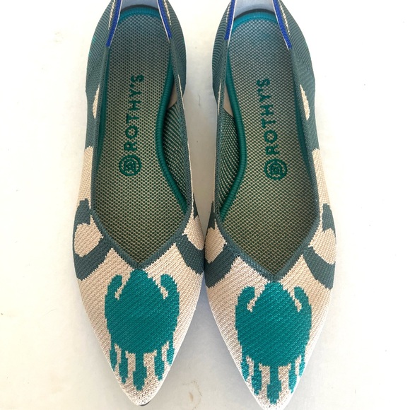 Rothy's the pointe Moroccan green rare patterned flats.